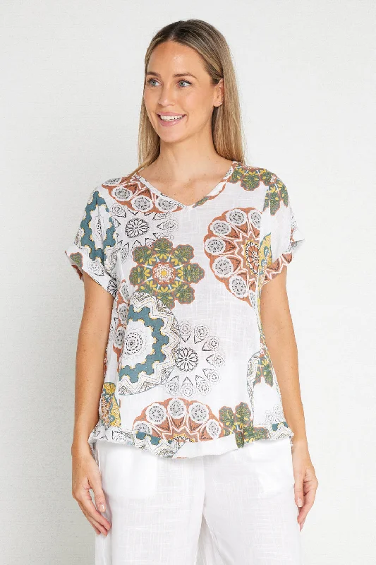 Your Favorite Items Now At Unbeatable Prices Mojave Linen Top - Desert Blooms
