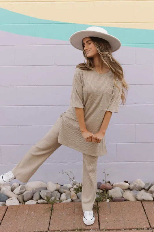End-Of-Season Clearance Essie Top-Sand