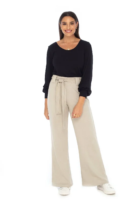 Laid-Back Fashion Offers Loungewear Puffer Top