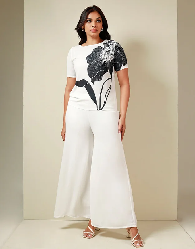 Your Chance To Save Big This Weekend White Short Sleeves Top with Sublimation Print