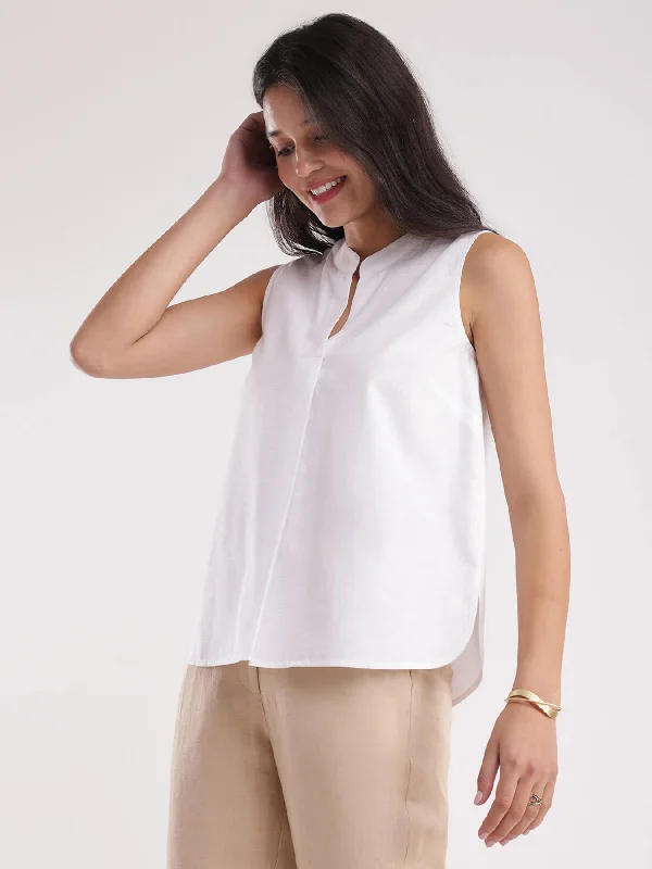 The Good Stuff Linen Front Pleat Top - White
