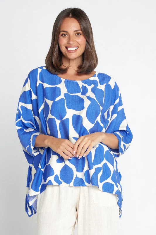 Comfortable Chic Amalia Top - Blue/White Print