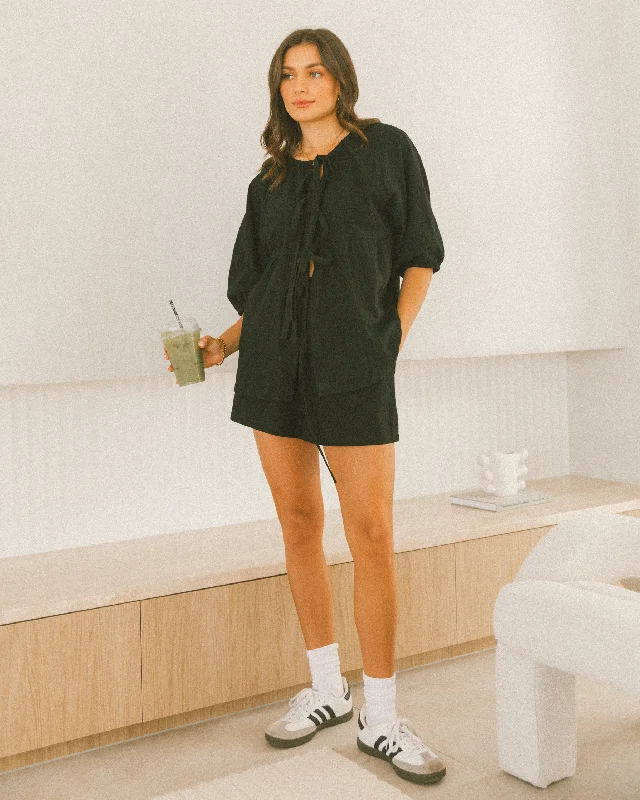 Fashion-Forward Florence Top | Black