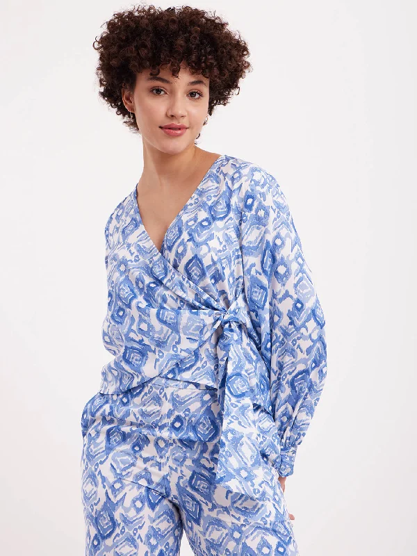 Flirty Fashion Discounts Abstract Print V Neck Top - White And Blue