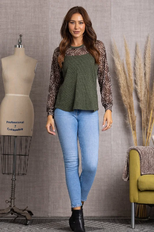 Crazy Discounts, Hurry Up OLIVE RIBBED KNIT ANIMAL PRINT CONTRAST TOP T2012