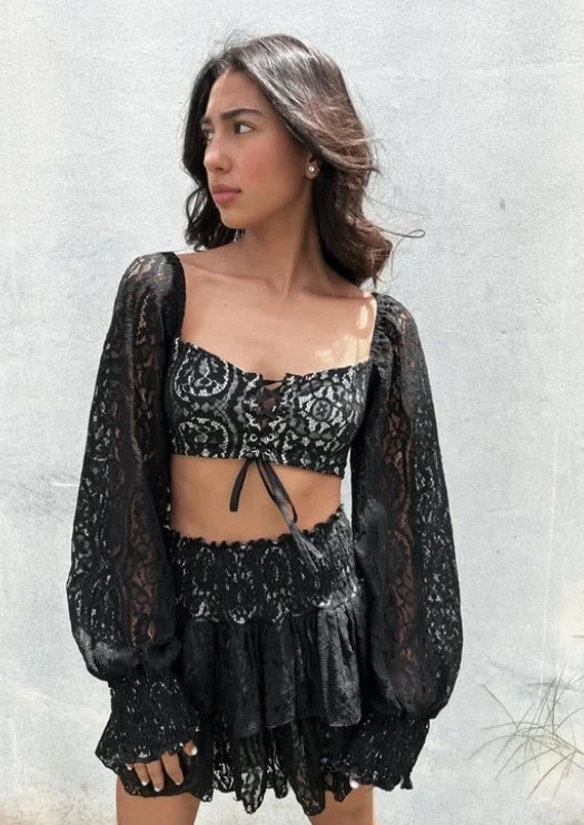Chic And Trendy ONYX TOP - BLACK LACE LANTERN SLEEVE AND TIE TOP